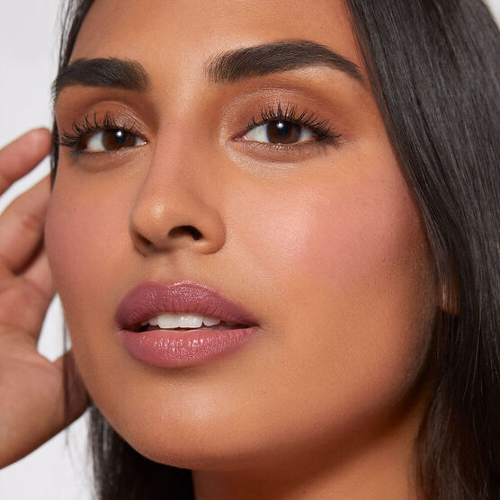 RARE BEAUT SOFT PINCH    BLSH 7